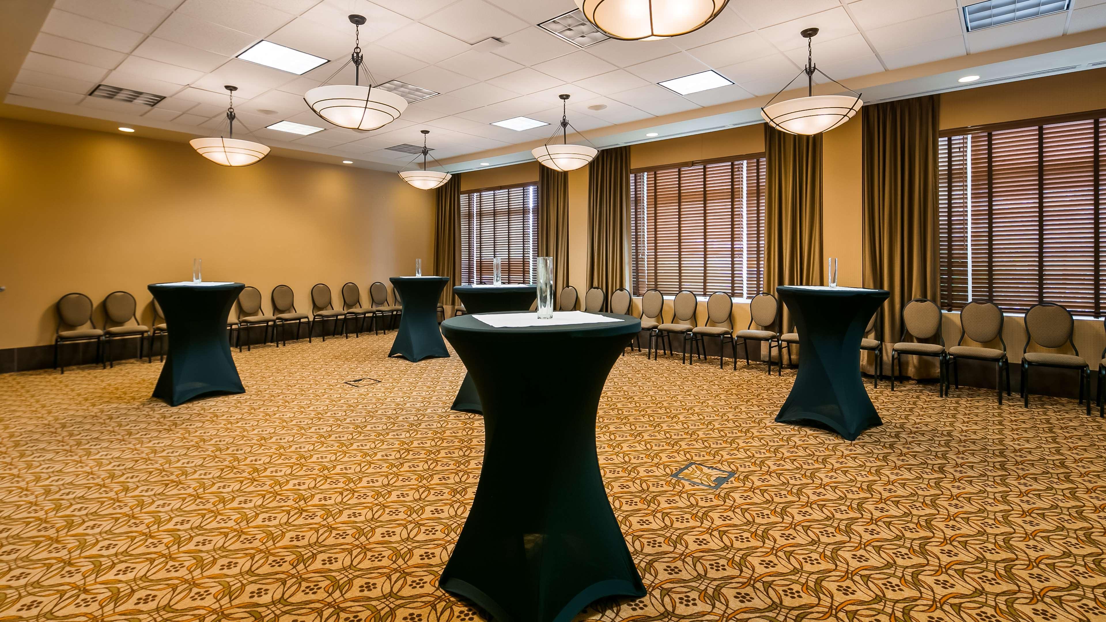 Best Western Sunrise Inn & Suites Stony Plain Εξωτερικό φωτογραφία